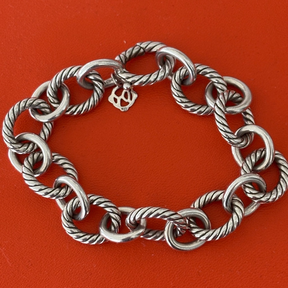 Elegant Silver Chain Bracelet